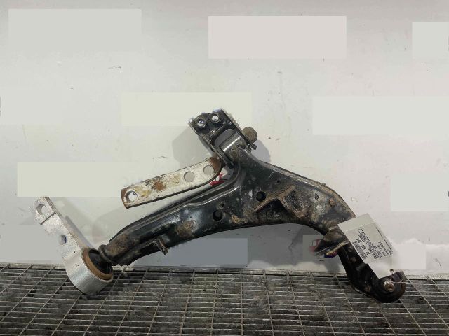 bontott NISSAN PRIMERA Jobb első Lengőkar