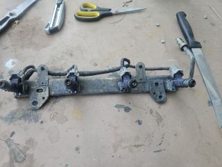 bontott NISSAN PRIMERA Porlasztó Sor / Híd