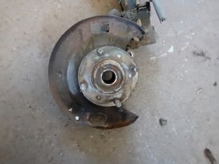 bontott NISSAN PRIMERA Jobb első Csonkállvány Kerékaggyal