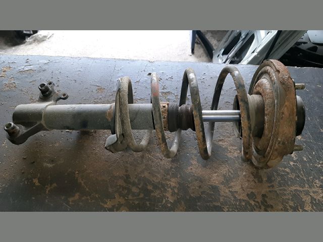 bontott NISSAN PRIMERA Bal első Gólyaláb (Lengécsillapító, Rugó)