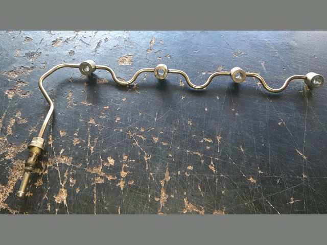 bontott NISSAN PRIMERA Résolajcső