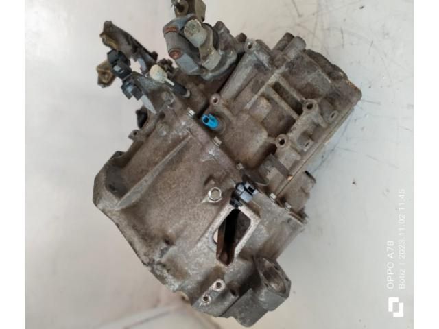 bontott NISSAN PRIMERA Váltó (Mechanikus)