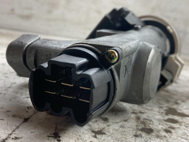 bontott NISSAN PRIMERA Gyújtáskapcsoló