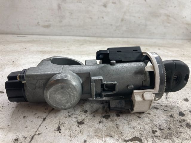 bontott NISSAN PRIMERA Gyújtáskapcsoló