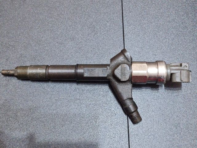 bontott NISSAN PRIMERA Porlasztó (1 db)