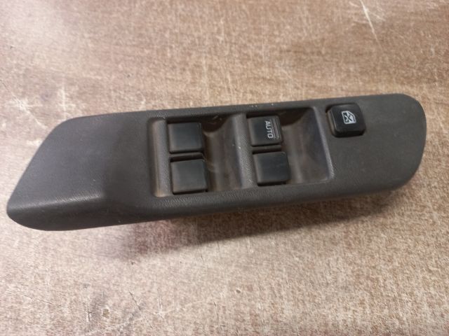 bontott NISSAN PRIMERA Ablakemelő Kapcsoló Négyes / Kettes