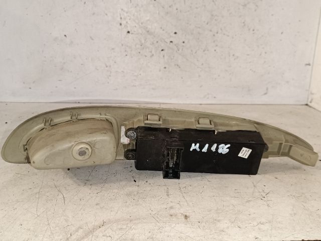 bontott NISSAN PRIMERA Ablakemelő Kapcsoló Négyes / Kettes