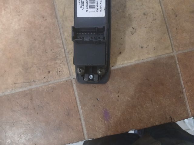 bontott NISSAN PRIMERA Ablakemelő Kapcsoló Négyes / Kettes