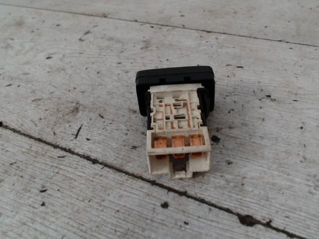 bontott NISSAN PRIMERA Ablakfűtés Kapcsoló