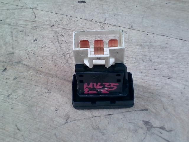 bontott NISSAN PRIMERA Ablakfűtés Kapcsoló