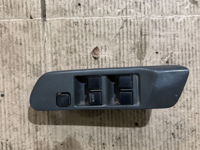 bontott NISSAN PRIMERA Bal első Ablakemelő Kapcsoló