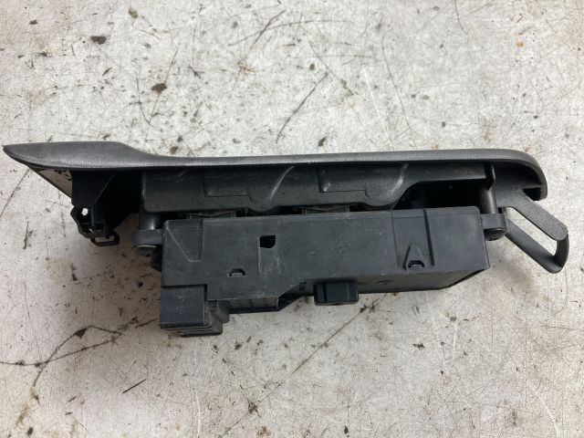 bontott NISSAN PRIMERA Bal első Ablakemelő Kapcsoló