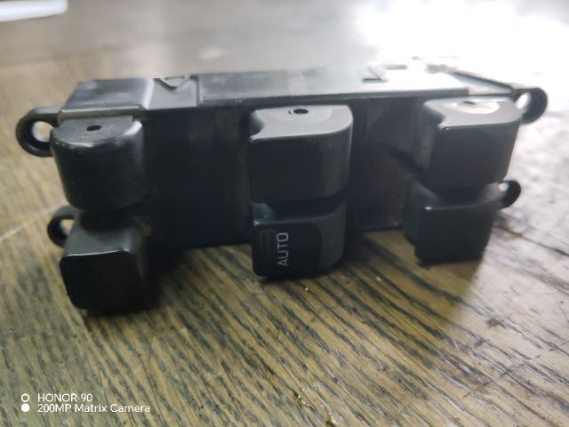 bontott NISSAN PRIMERA Bal első Ablakemelő Kapcsoló