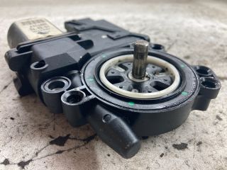 bontott NISSAN PRIMERA Bal első Ablakemelő Motor