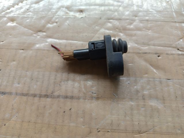 bontott NISSAN PRIMERA Bal első Ajtó Kapcsoló