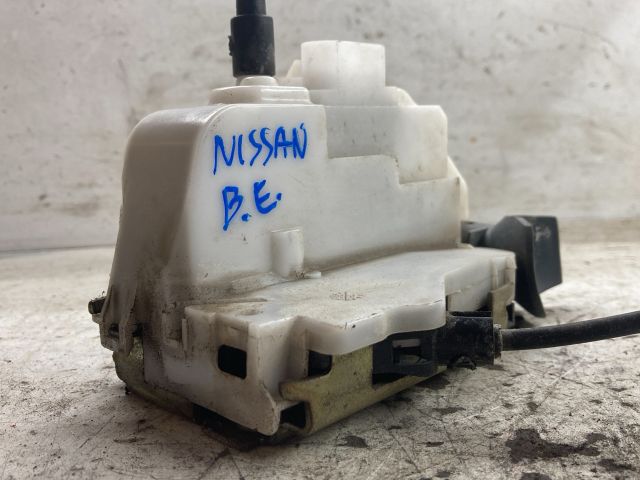 bontott NISSAN PRIMERA Bal első Ajtózár