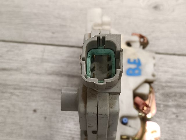 bontott NISSAN PRIMERA Bal első Ajtózár