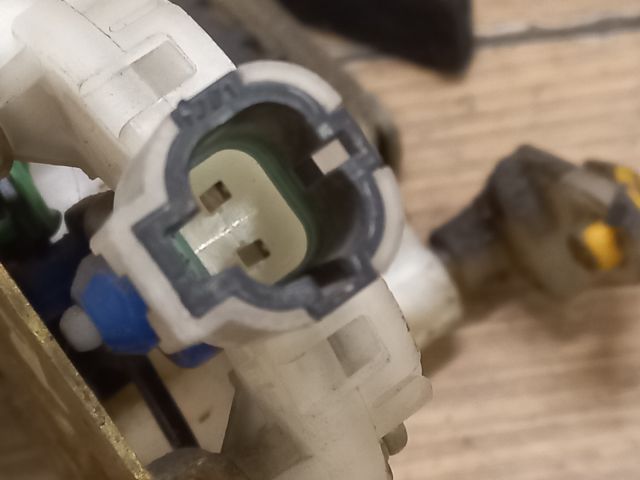 bontott NISSAN PRIMERA Bal első Ajtózár