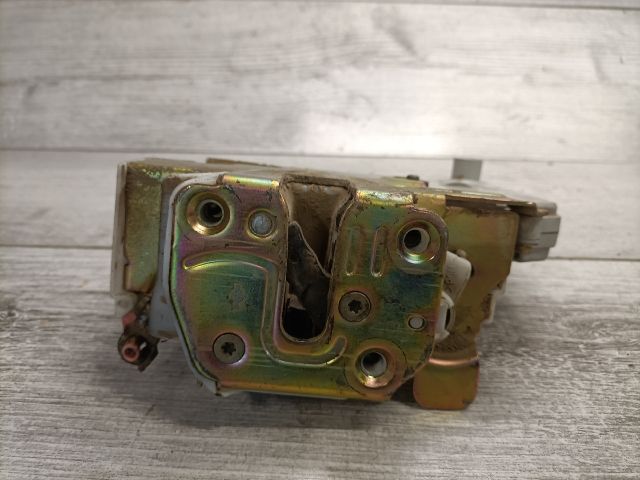 bontott NISSAN PRIMERA Bal első Ajtózár