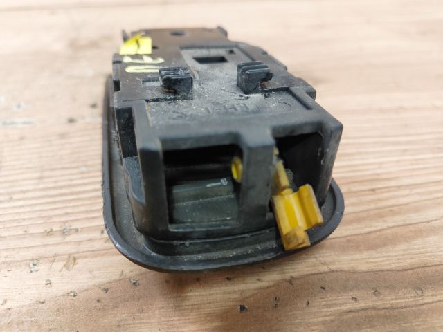 bontott NISSAN PRIMERA Bal első Belső Kilincs