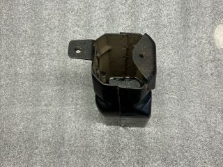 bontott NISSAN PRIMERA Bal első Lökhárító Merevítő Tartó (Fém)