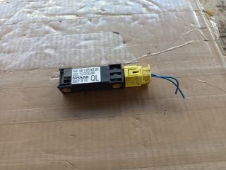 bontott NISSAN PRIMERA Bal első Oldal Ütközés Érzékelő