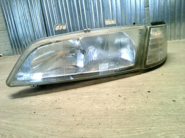 bontott NISSAN PRIMERA Bal Fényszóró