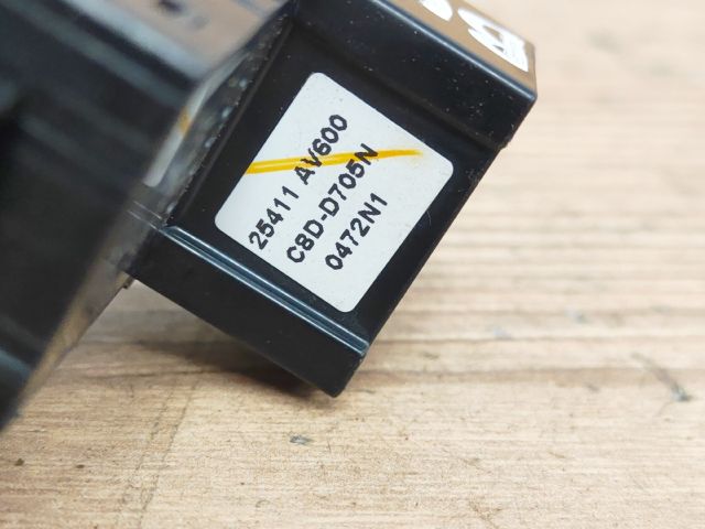 bontott NISSAN PRIMERA Bal hátsó Ablakemelő Kapcsoló