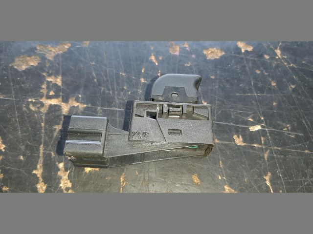 bontott NISSAN PRIMERA Bal hátsó Ablakemelő Kapcsoló