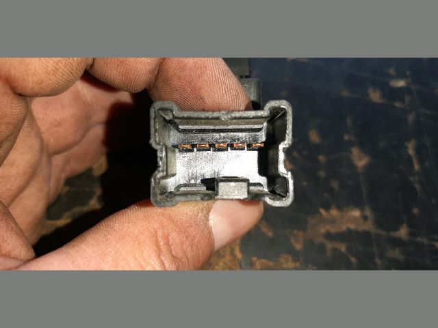 bontott NISSAN PRIMERA Bal hátsó Ablakemelő Kapcsoló