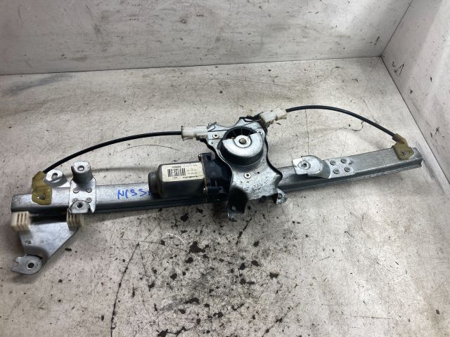 bontott NISSAN PRIMERA Bal hátsó Ablakemelő Szerkezet (Elektromos)