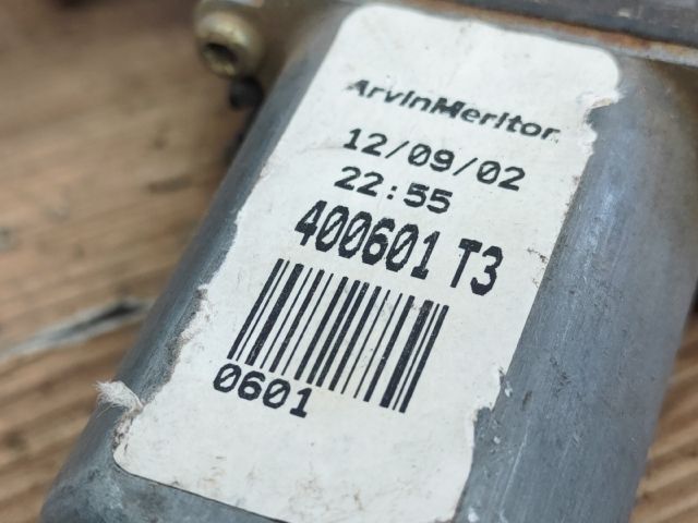 bontott NISSAN PRIMERA Bal hátsó Ablakemelő Szerkezet (Elektromos)