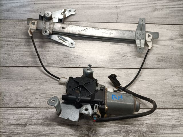 bontott NISSAN PRIMERA Bal hátsó Ablakemelő Szerkezet (Elektromos)