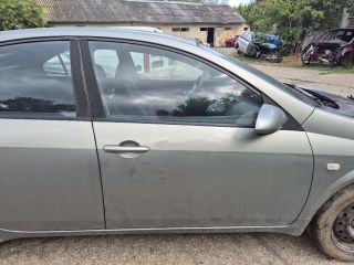 bontott NISSAN PRIMERA Bal hátsó Ajtó (Részeivel)