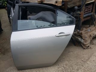 bontott NISSAN PRIMERA Bal hátsó Ajtó (Részeivel)