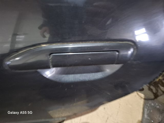 bontott NISSAN PRIMERA Bal hátsó Ajtó (Részeivel)