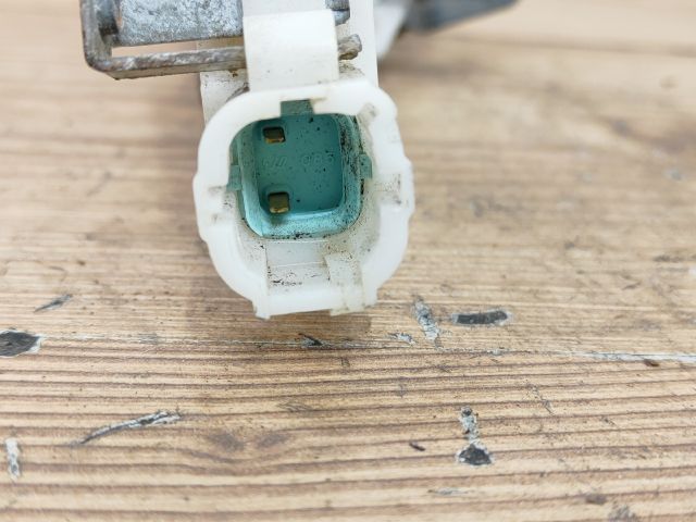 bontott NISSAN PRIMERA Bal hátsó Ajtózár