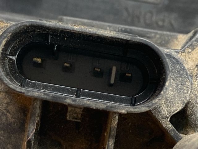 bontott NISSAN PRIMERA Bal hátsó Ajtózár