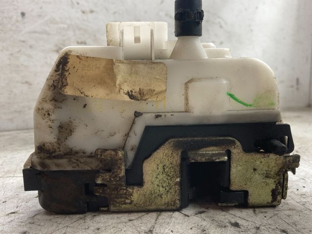 bontott NISSAN PRIMERA Bal hátsó Ajtózár