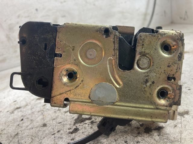 bontott NISSAN PRIMERA Bal hátsó Ajtózár