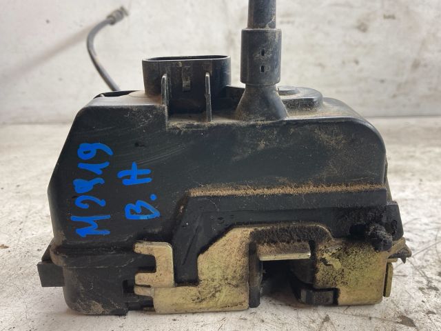 bontott NISSAN PRIMERA Bal hátsó Ajtózár