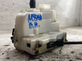 bontott NISSAN PRIMERA Bal hátsó Ajtózár