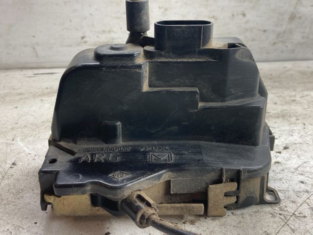 bontott NISSAN PRIMERA Bal hátsó Ajtózár