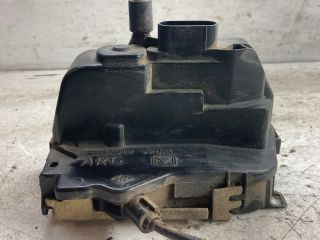 bontott NISSAN PRIMERA Bal hátsó Ajtózár