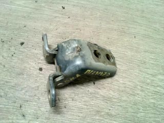 bontott NISSAN PRIMERA Bal hátsó Alsó Zsanér