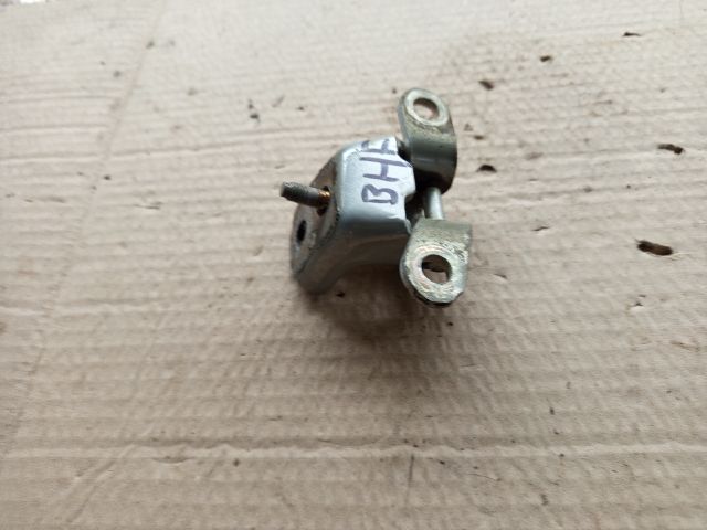 bontott NISSAN PRIMERA Bal hátsó Felső Zsanér