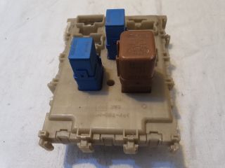 bontott NISSAN PRIMERA Biztosítéktábla Utastér