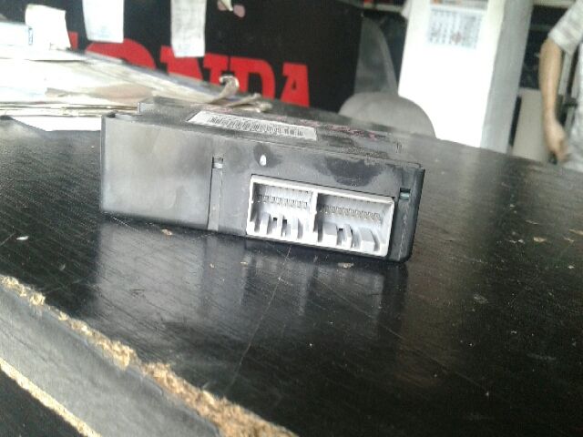 bontott NISSAN PRIMERA Biztosítéktábla Utastér