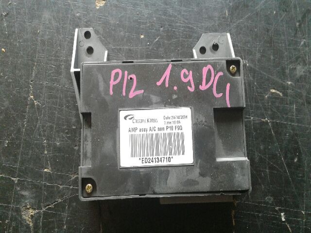 bontott NISSAN PRIMERA Biztosítéktábla Utastér