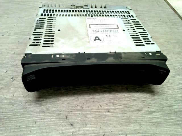 bontott NISSAN PRIMERA CD / DVD Tár